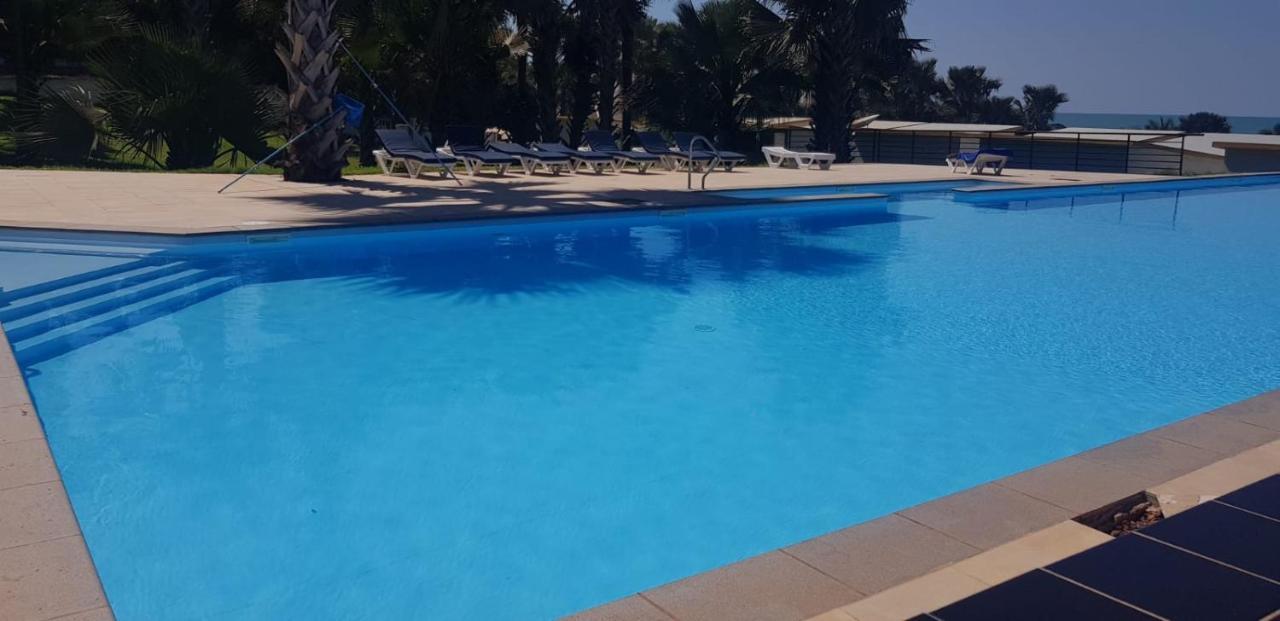 Relax Waterfront Serviced Apartment Bijilo Bagian luar foto